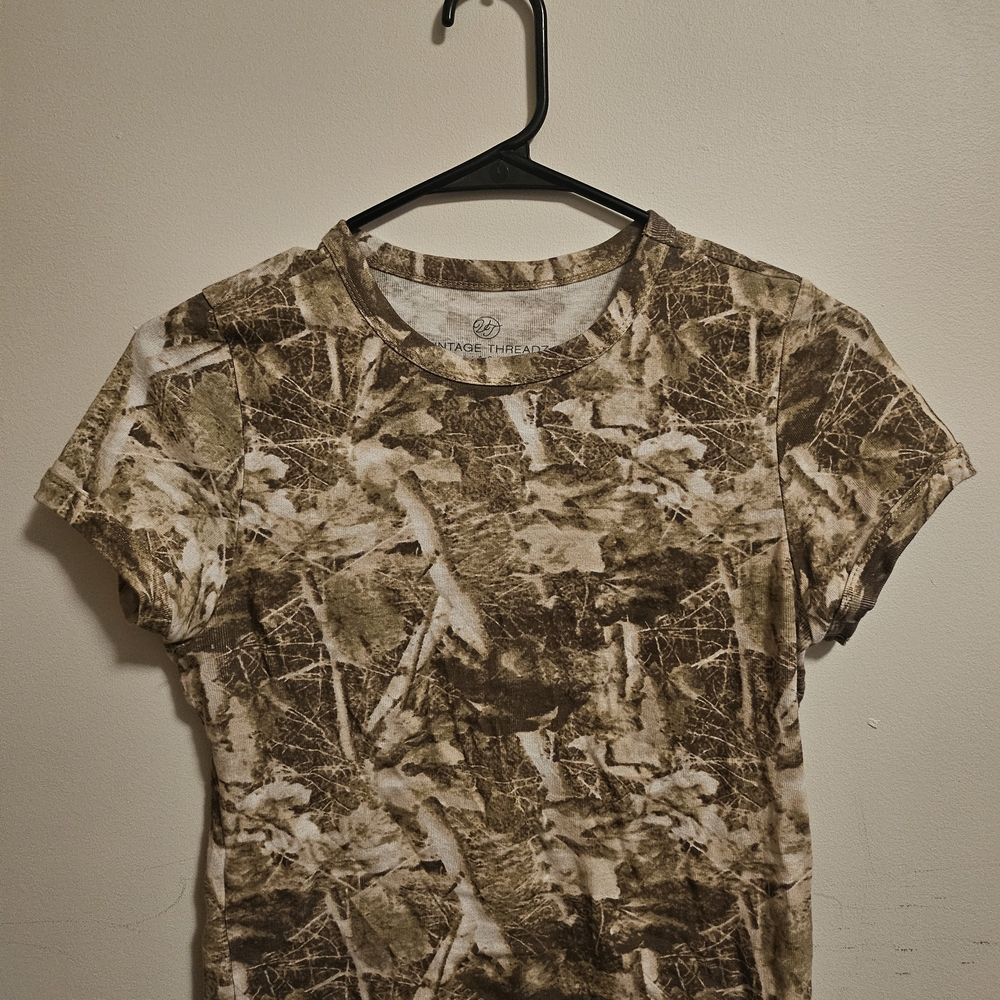 Vintage Threads Realtree-Style Camo Tee in Brown and Cream